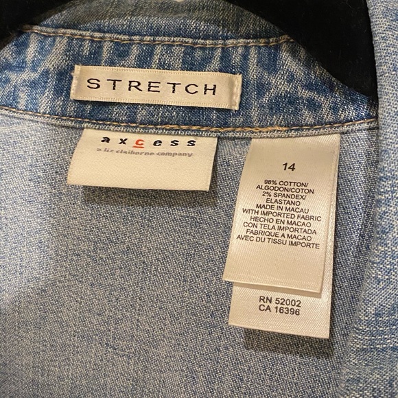 Embroidered Jean jacket - Picture 3 of 6